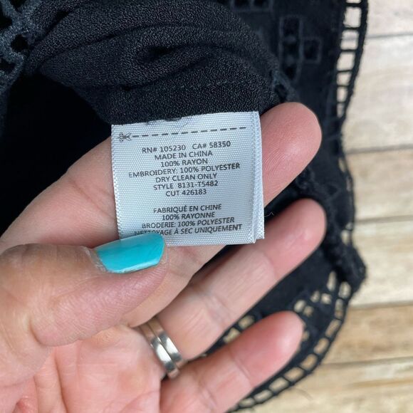 Revolve Joie Cathora Blouse in Caviar Embroidered Eyelet Tassel Bohemian szXS - Picture 4 of 5